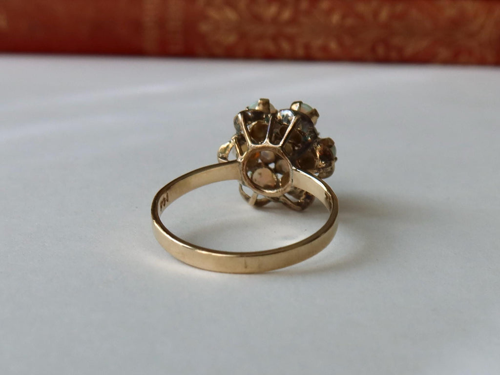 Vintage 14k Gold Opal Cluster Ring, Natural Opals, 1950s–1960s Floral Ring
