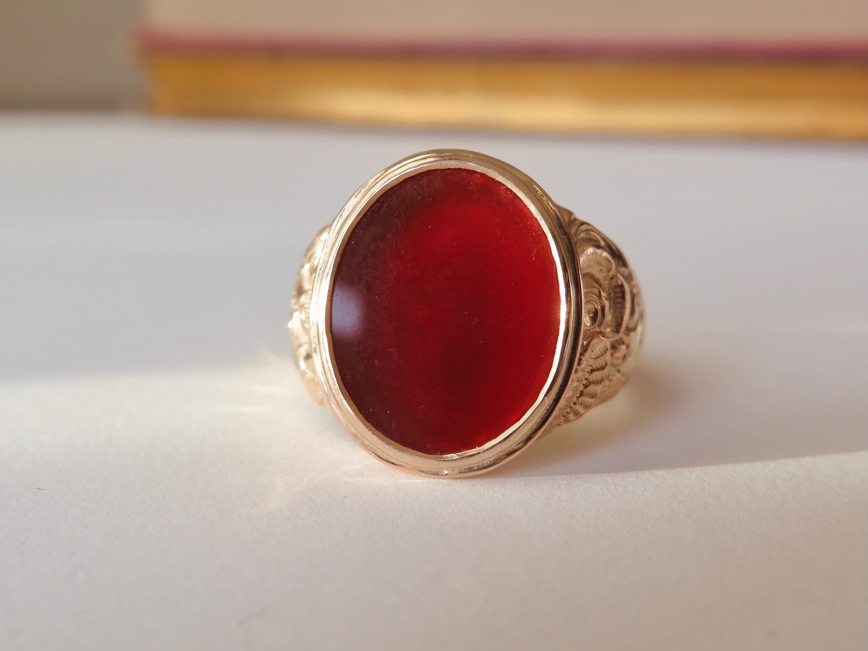 Antique 14k Gold Signet Ring with Carnelian — Unisex / Men’s Ring — US Size 10