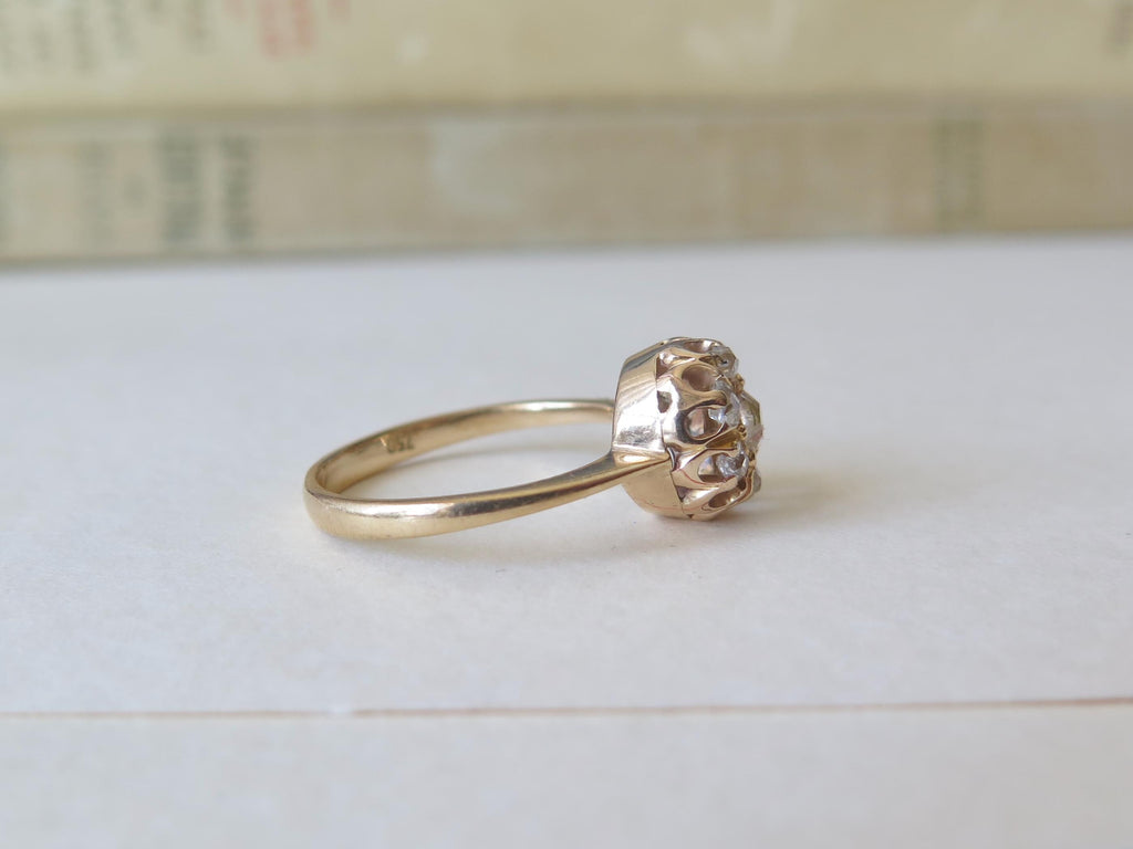 Belle Époque Diamond Cluster Ring: 18k Gold Peruzzi Cut, US Size 7.25