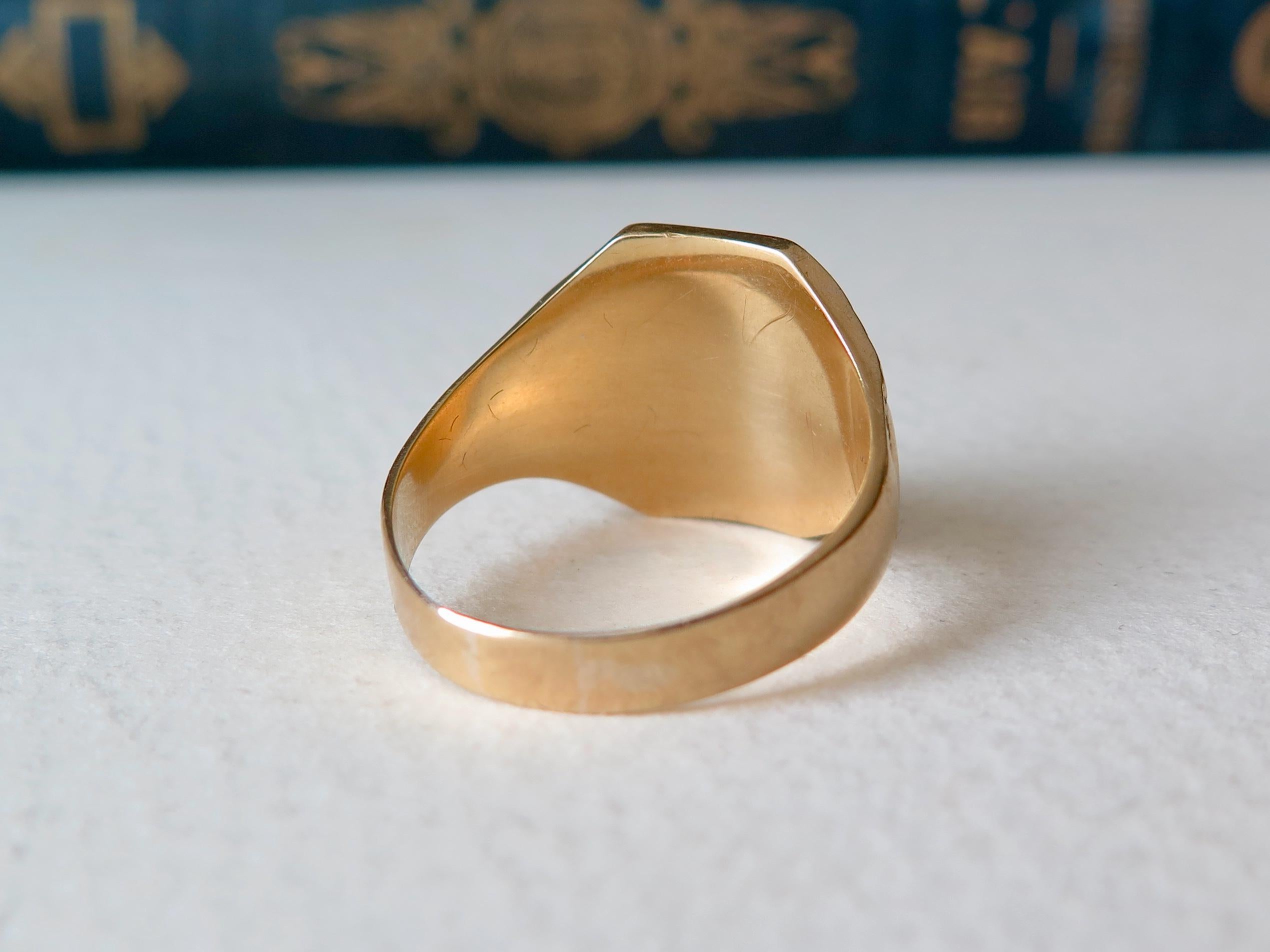 Antique 18k Rose Gold Signet Ring: Art Deco HM Monogram