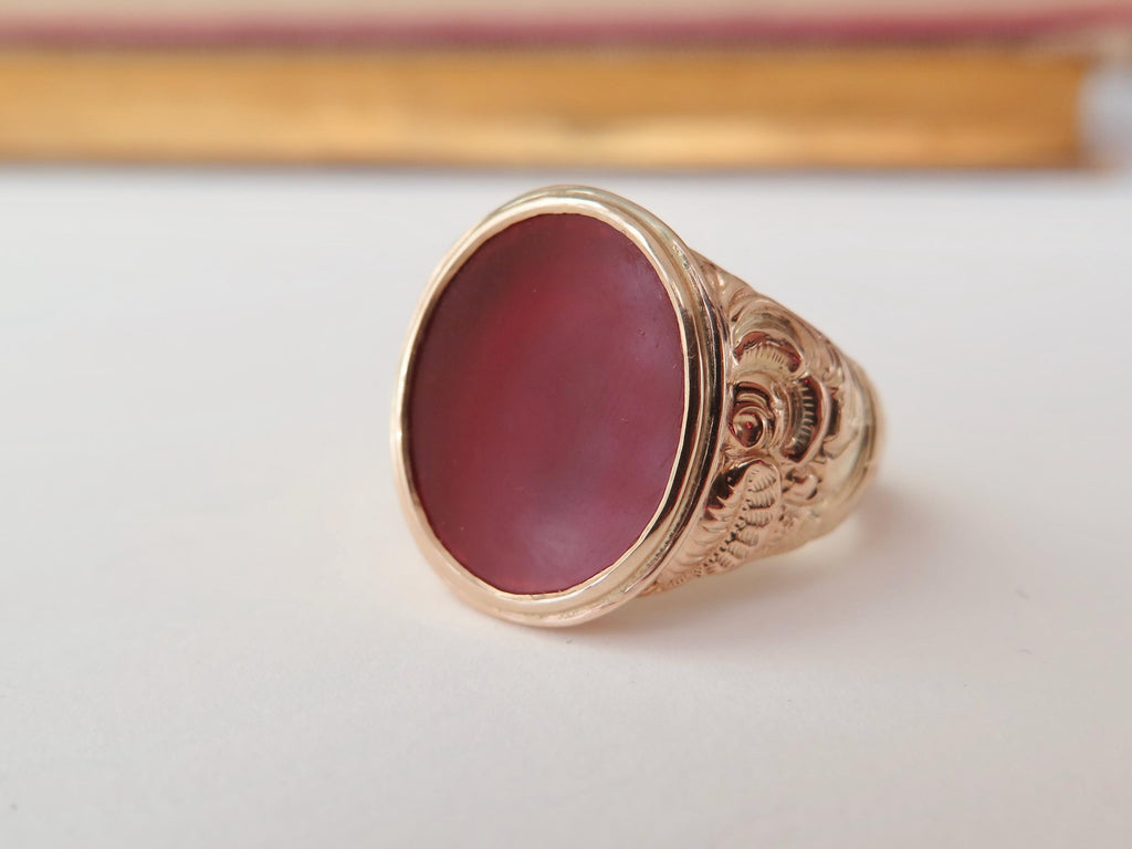 Antique 14k Gold Signet Ring with Carnelian — Unisex / Men’s Ring — US Size 10