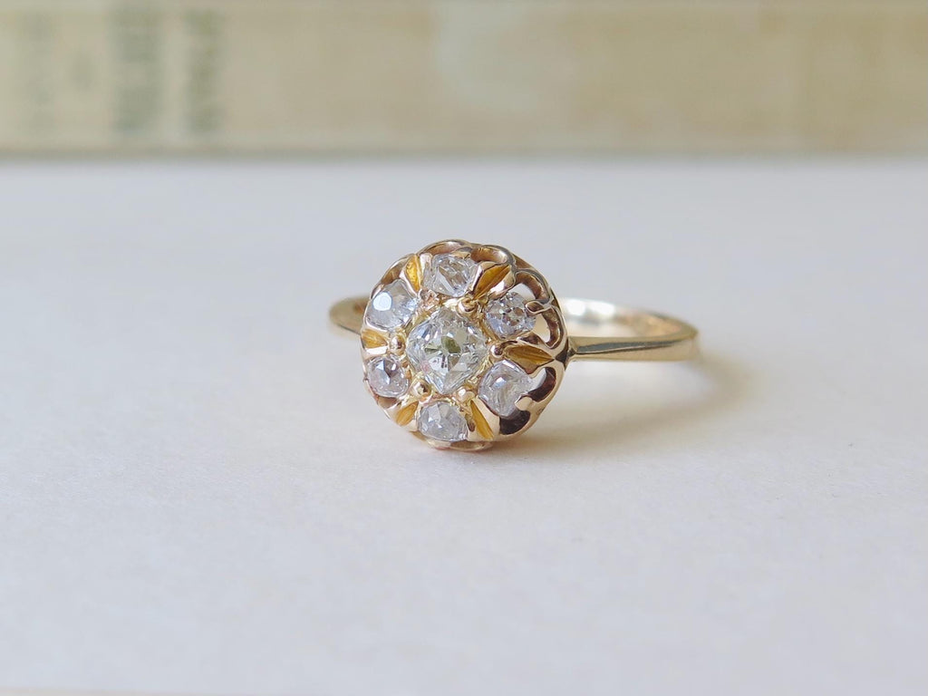 Belle Époque Diamond Cluster Ring: 18k Gold Peruzzi Cut, US Size 7.25
