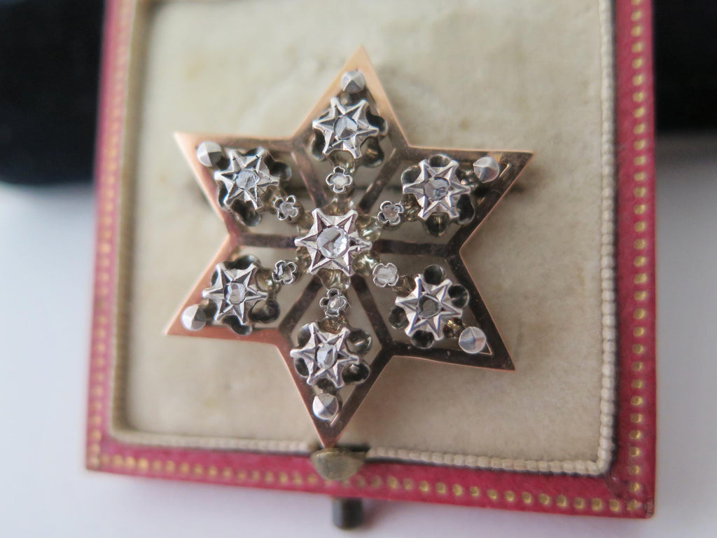 French Antique 18k Gold & Diamond “Toile de Digne” Star Brooch – c. 1880
