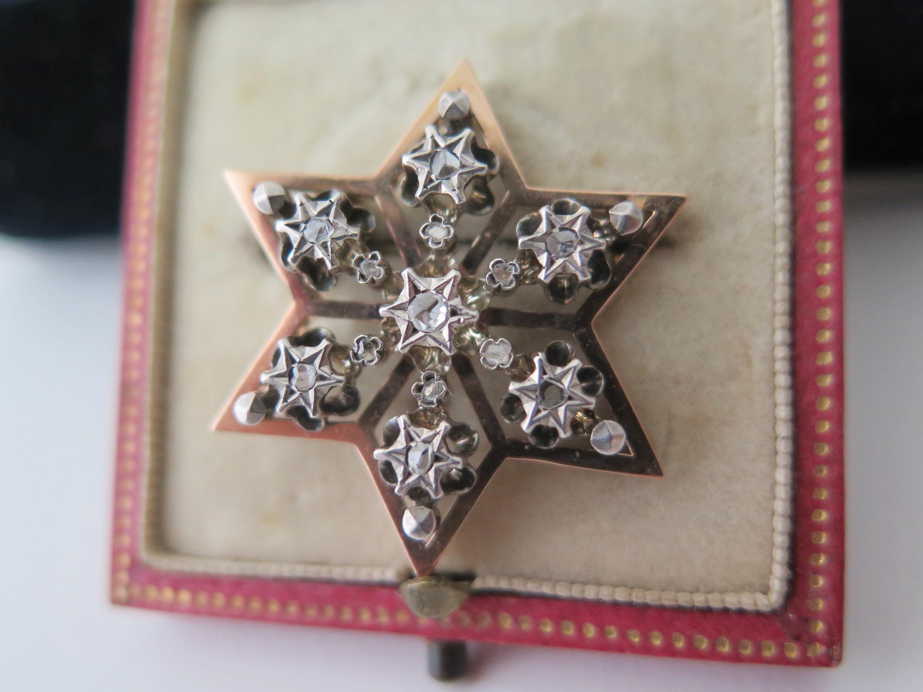 French Antique 18k Gold & Diamond “Toile de Digne” Star Brooch – c. 1880
