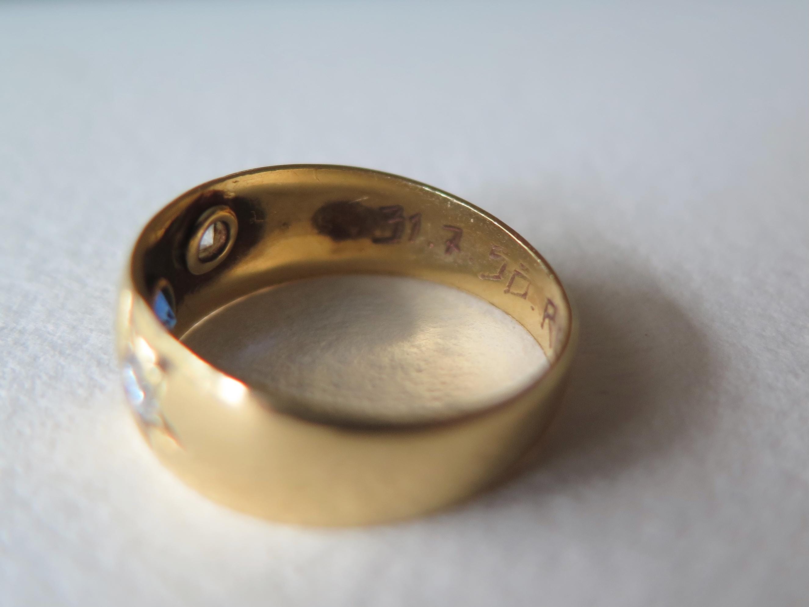Antique Gipsy Ring 18k Gold, Sapphire and Diamonds Band Ring