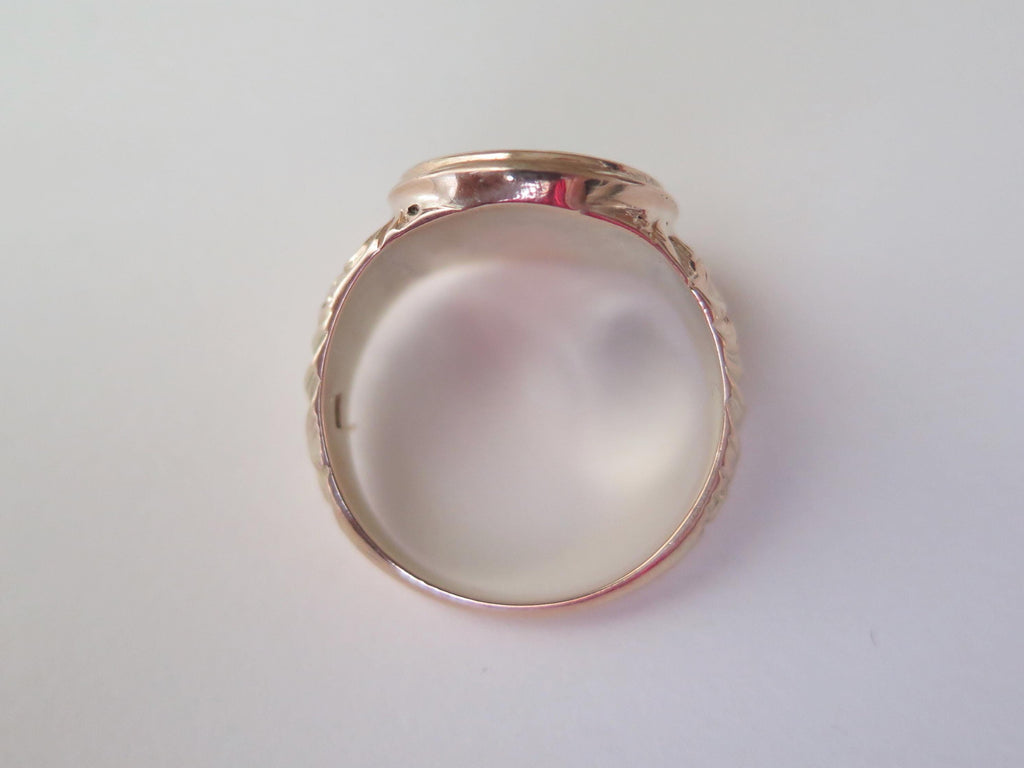Antique 14k Gold Signet Ring with Carnelian — Unisex / Men’s Ring — US Size 10