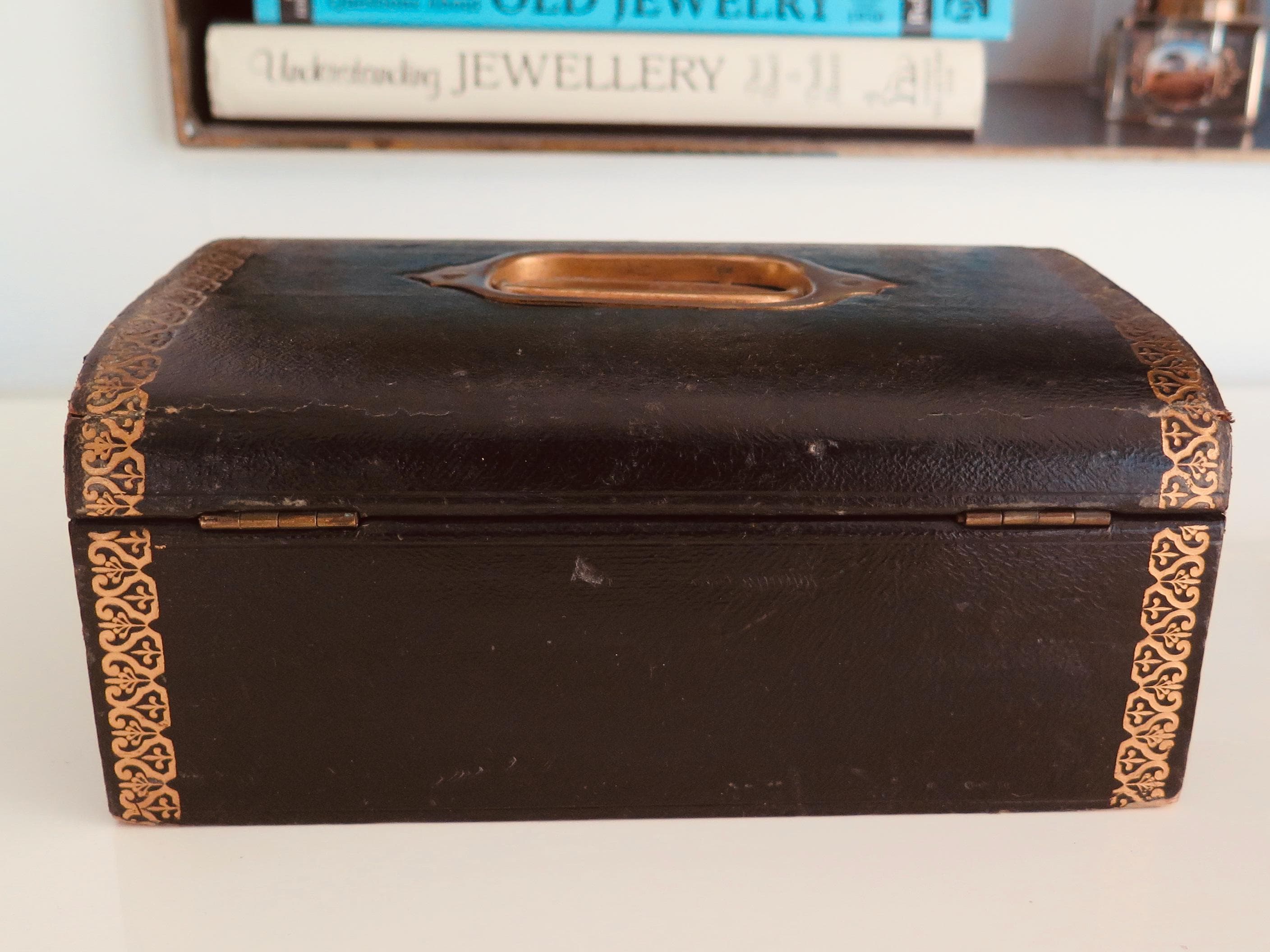 Antique Victorian Jewellery Casket – Gilt-tooled Leather, Brass Fittings & Deep Crimson Velvet