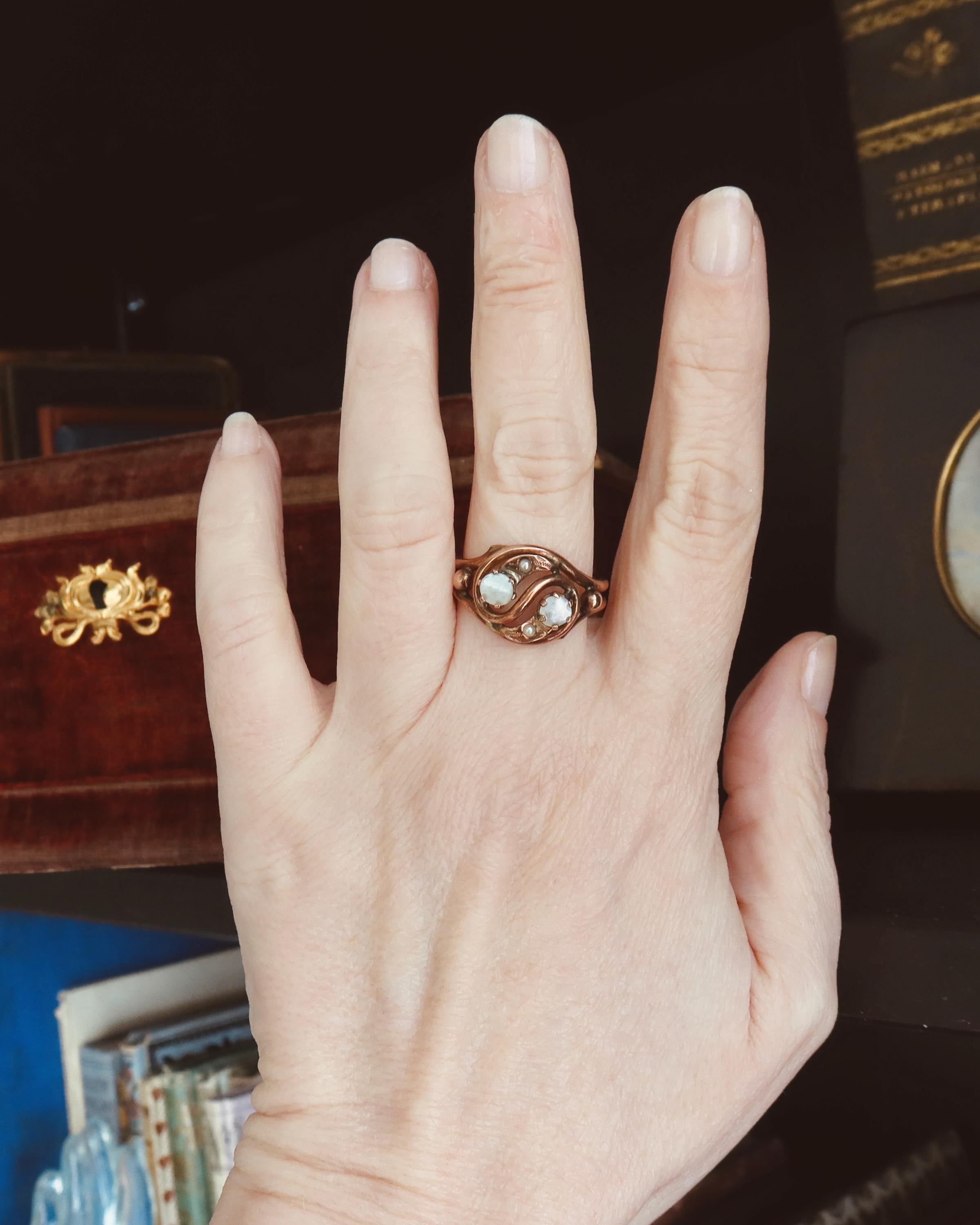 Antique Italian Ring, 9k Rose Gold and Mother of Pearl 1850s