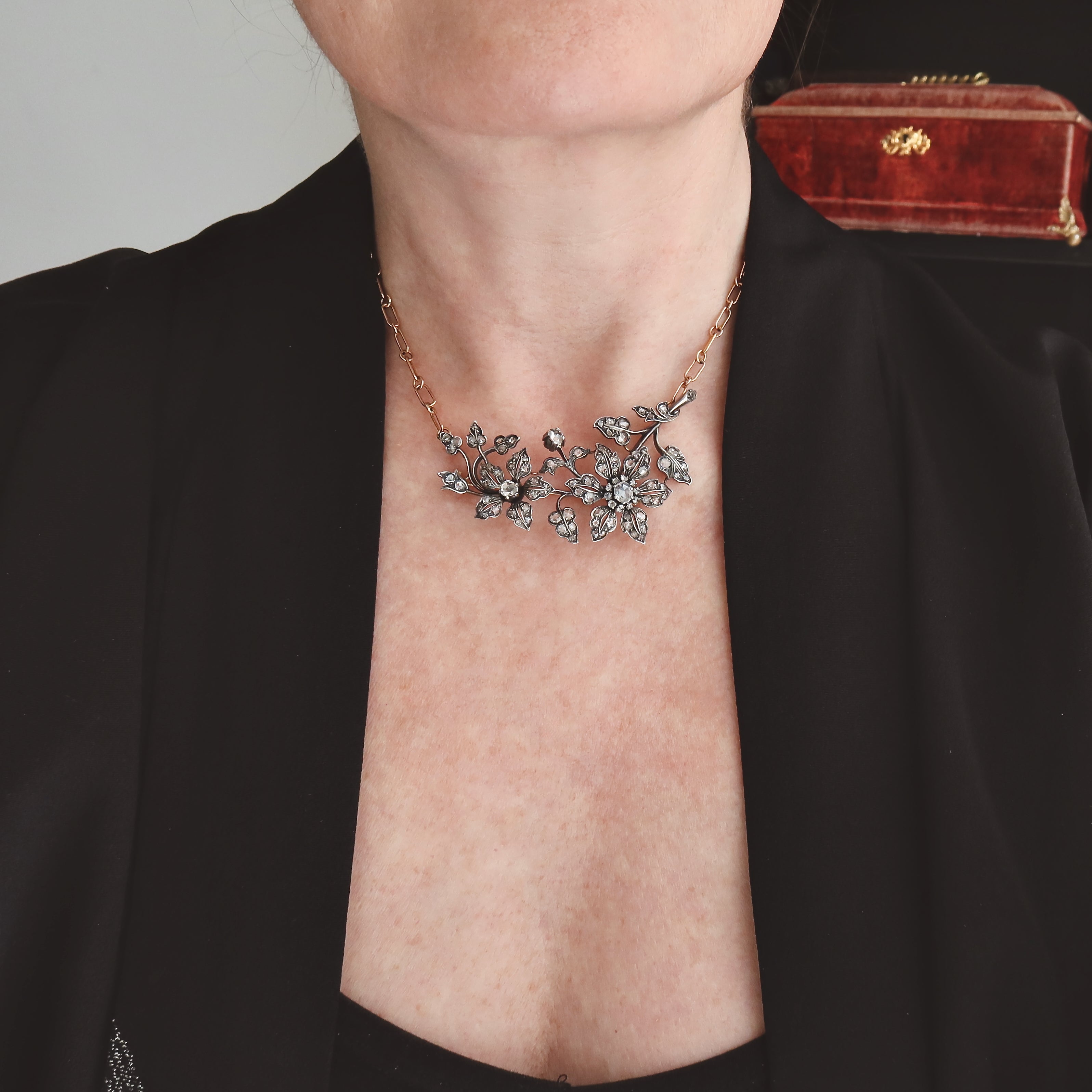 Antique Diamond Floral Convertible Jewel, Necklace / Brooch, Edwardian Belle Époque, c. 1900–1910