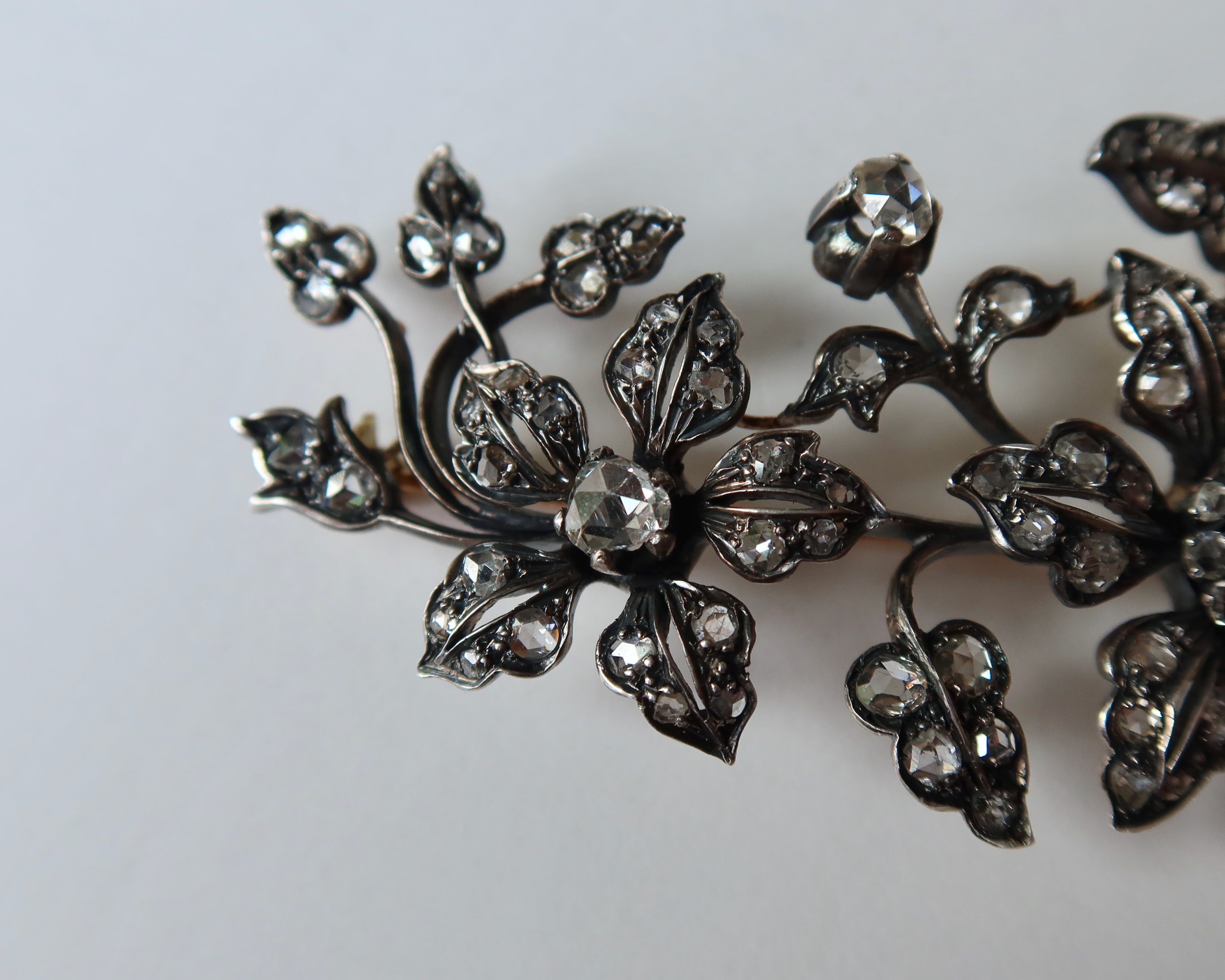 Antique Diamond Floral Convertible Jewel, Necklace / Brooch, Edwardian Belle Époque, c. 1900–1910