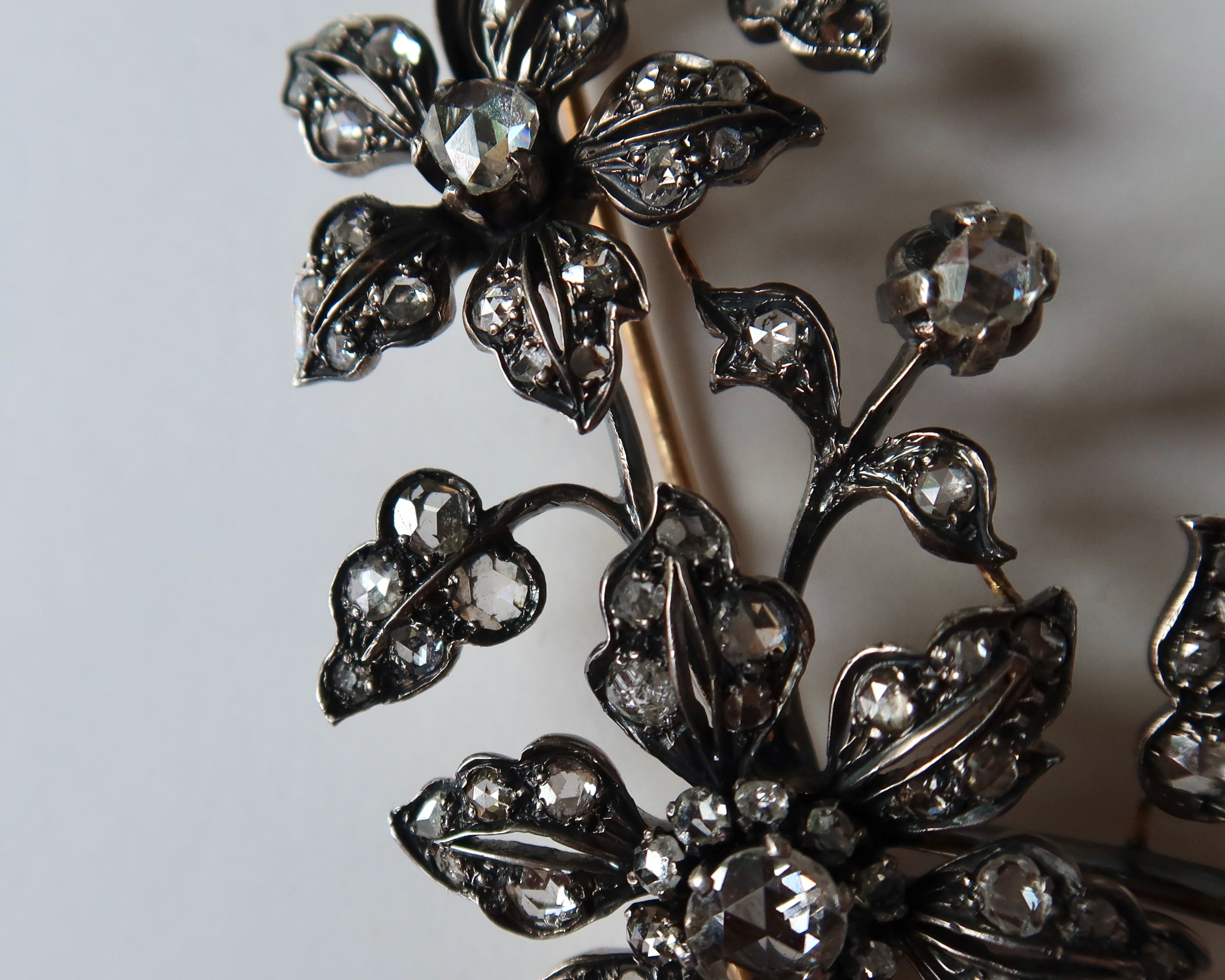 Antique Diamond Floral Convertible Jewel, Necklace / Brooch, Edwardian Belle Époque, c. 1900–1910