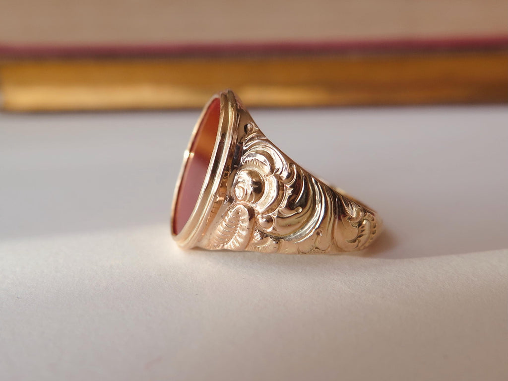 Antique 14k Gold Signet Ring with Carnelian — Unisex / Men’s Ring — US Size 10
