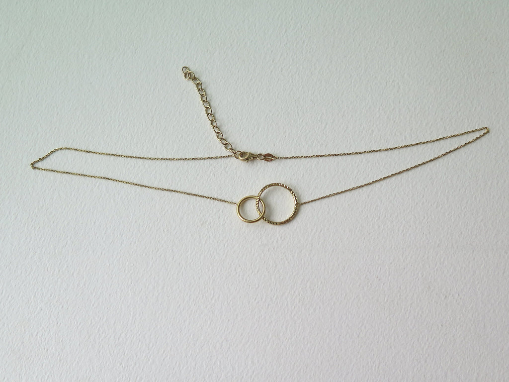 Vintage 9k Gold Double Circle Necklace: Italian Minimalist Design