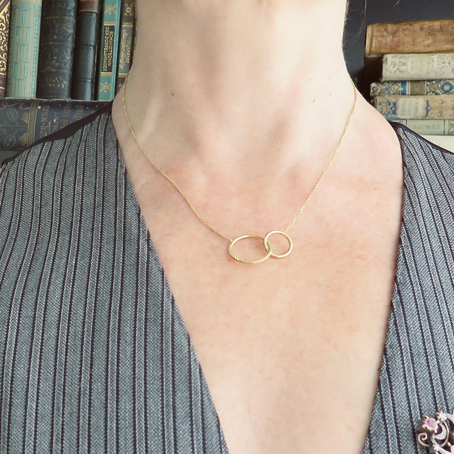 Vintage 9k Gold Double Circle Necklace: Italian Minimalist Design