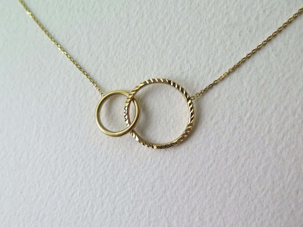 Vintage 9k Gold Double Circle Necklace: Italian Minimalist Design