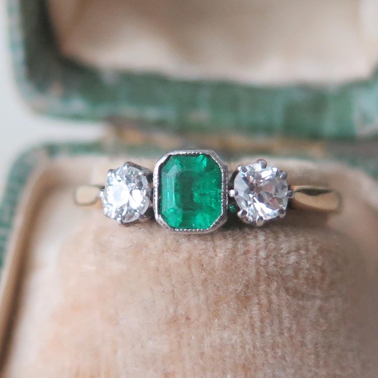 Antique Art Deco Emerald and Diamond Trilogy Ring, 18k Gold Platinum