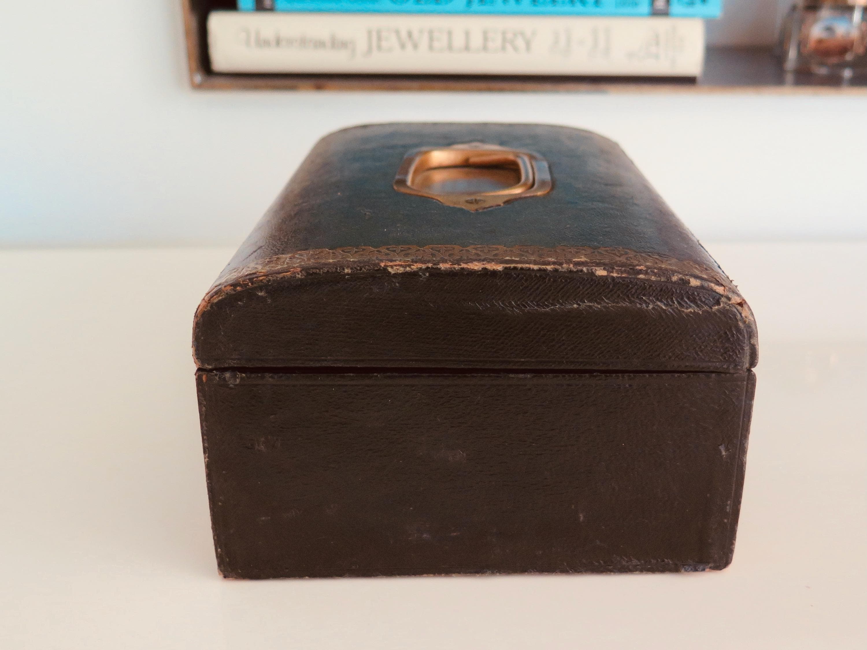 Antique Victorian Jewellery Casket – Gilt-tooled Leather, Brass Fittings & Deep Crimson Velvet
