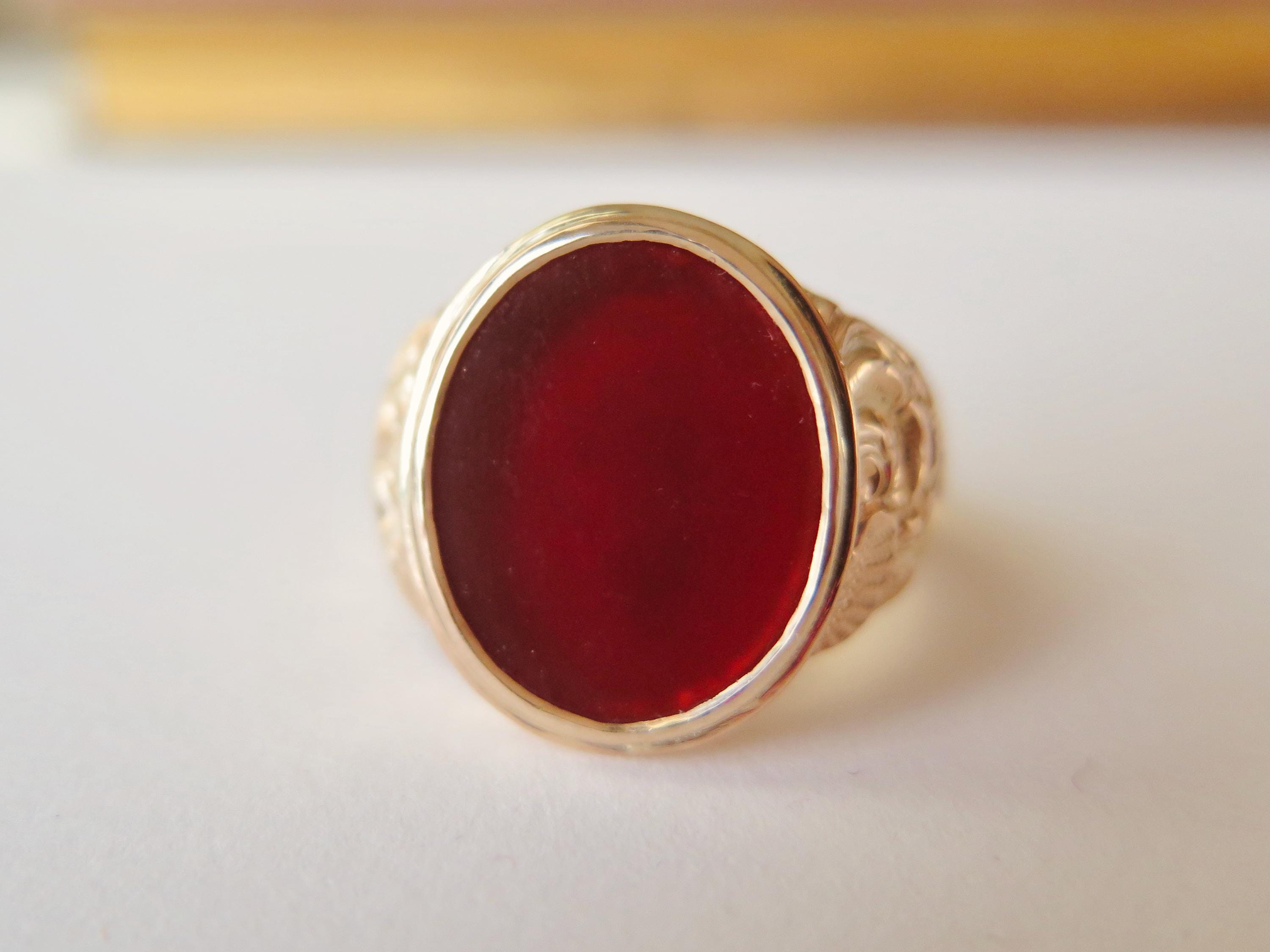 Antique 14k Gold Signet Ring with Carnelian — Unisex / Men’s Ring — US Size 10