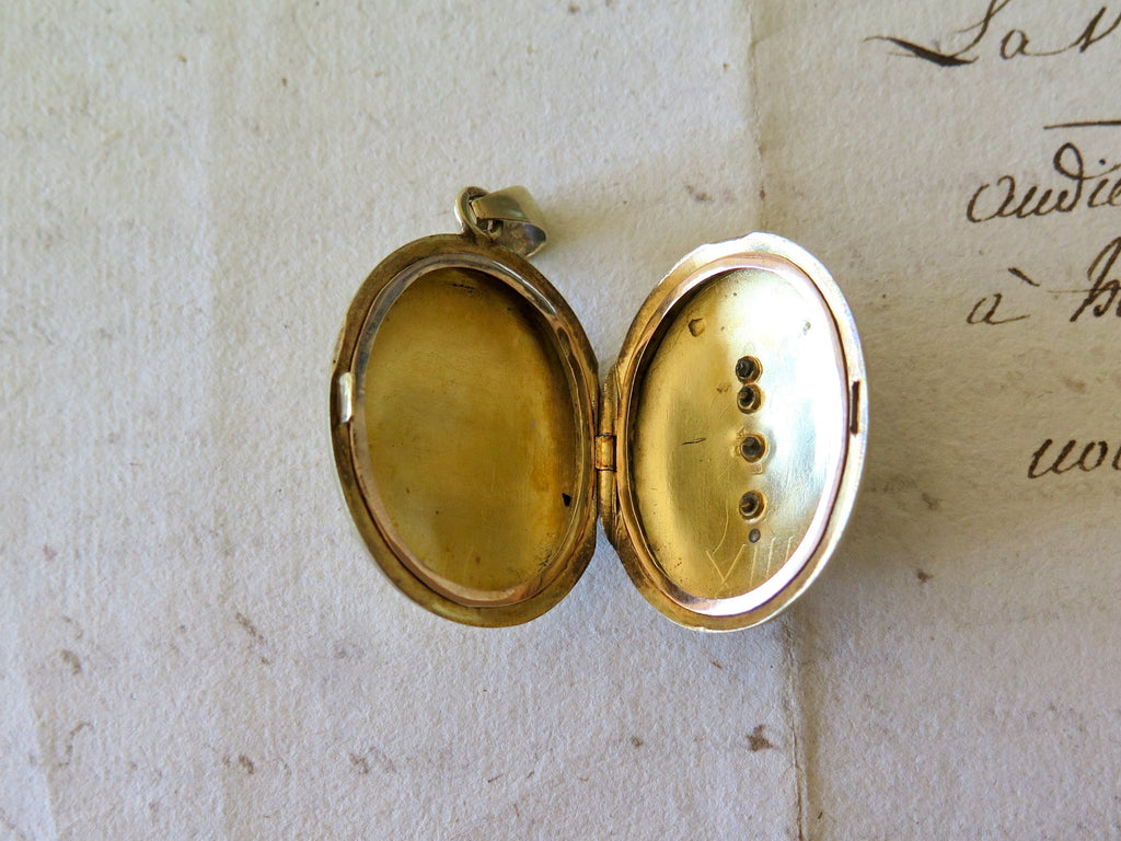 Antique 14k Gold Puffy Locket with Rose Cut Diamond and Applied Flowers in Relief