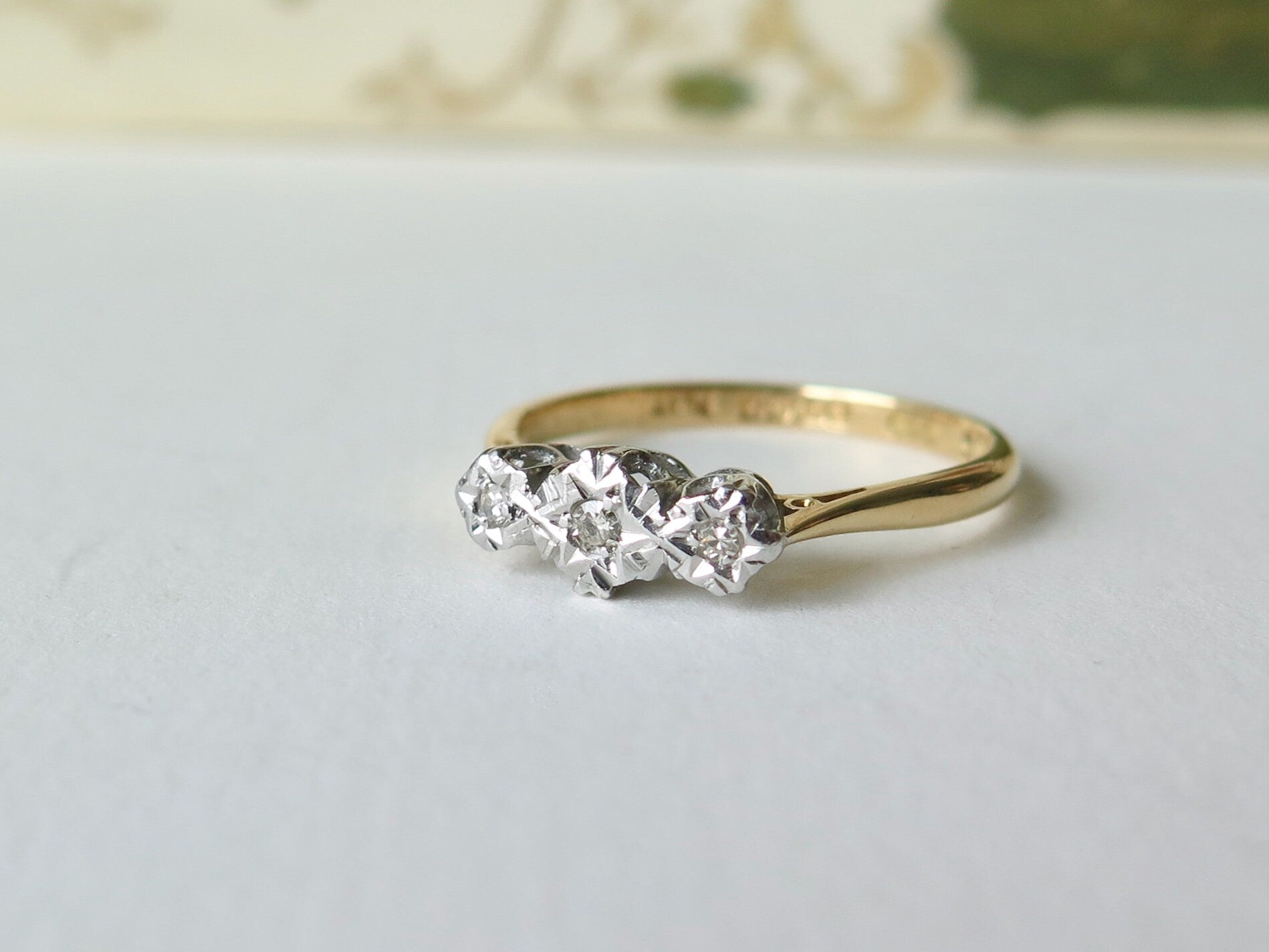 Vintage 18k Gold Platinum Diamond Ring: Star Trilogy Design