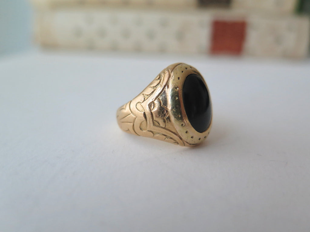 Antique 18k Gold Onyx Ring: Engraved Statement Ring, Size 7