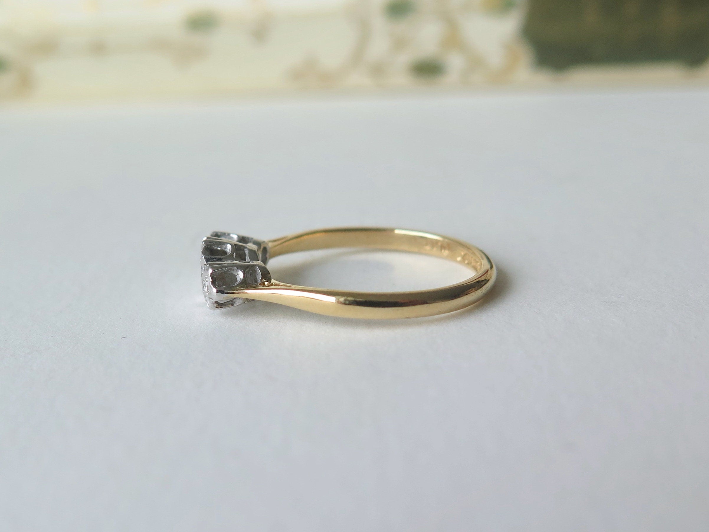 Vintage 18k Gold Platinum Diamond Ring: Star Trilogy Design