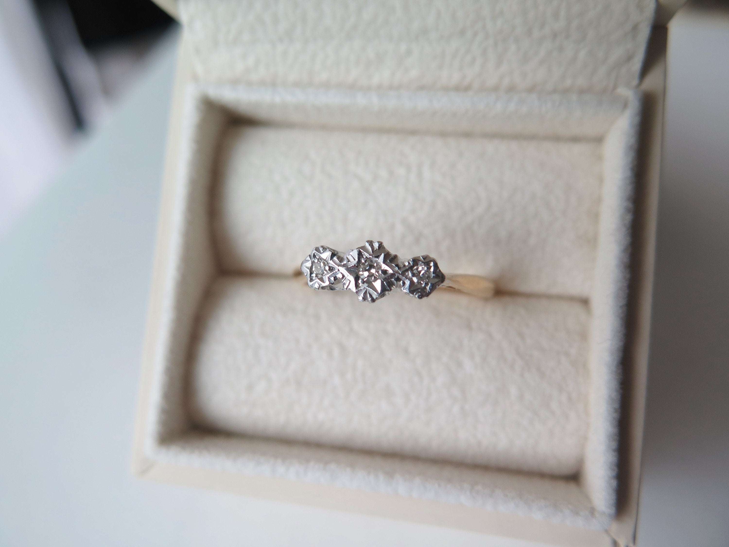 Vintage 18k Gold Platinum Diamond Ring: Star Trilogy Design