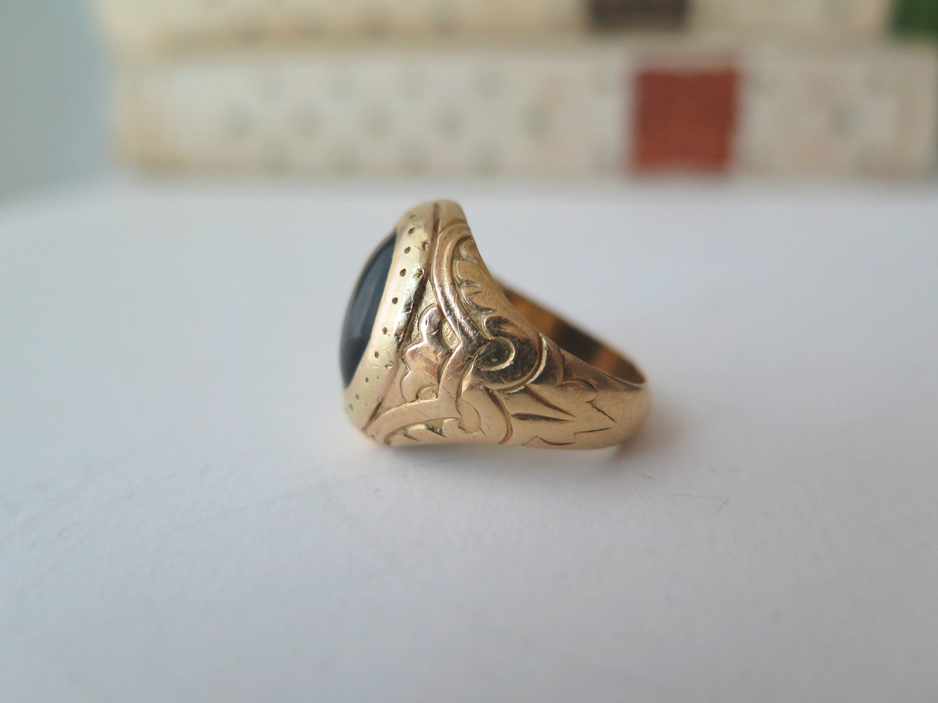 Antique 18k Gold Onyx Ring: Engraved Statement Ring, Size 7