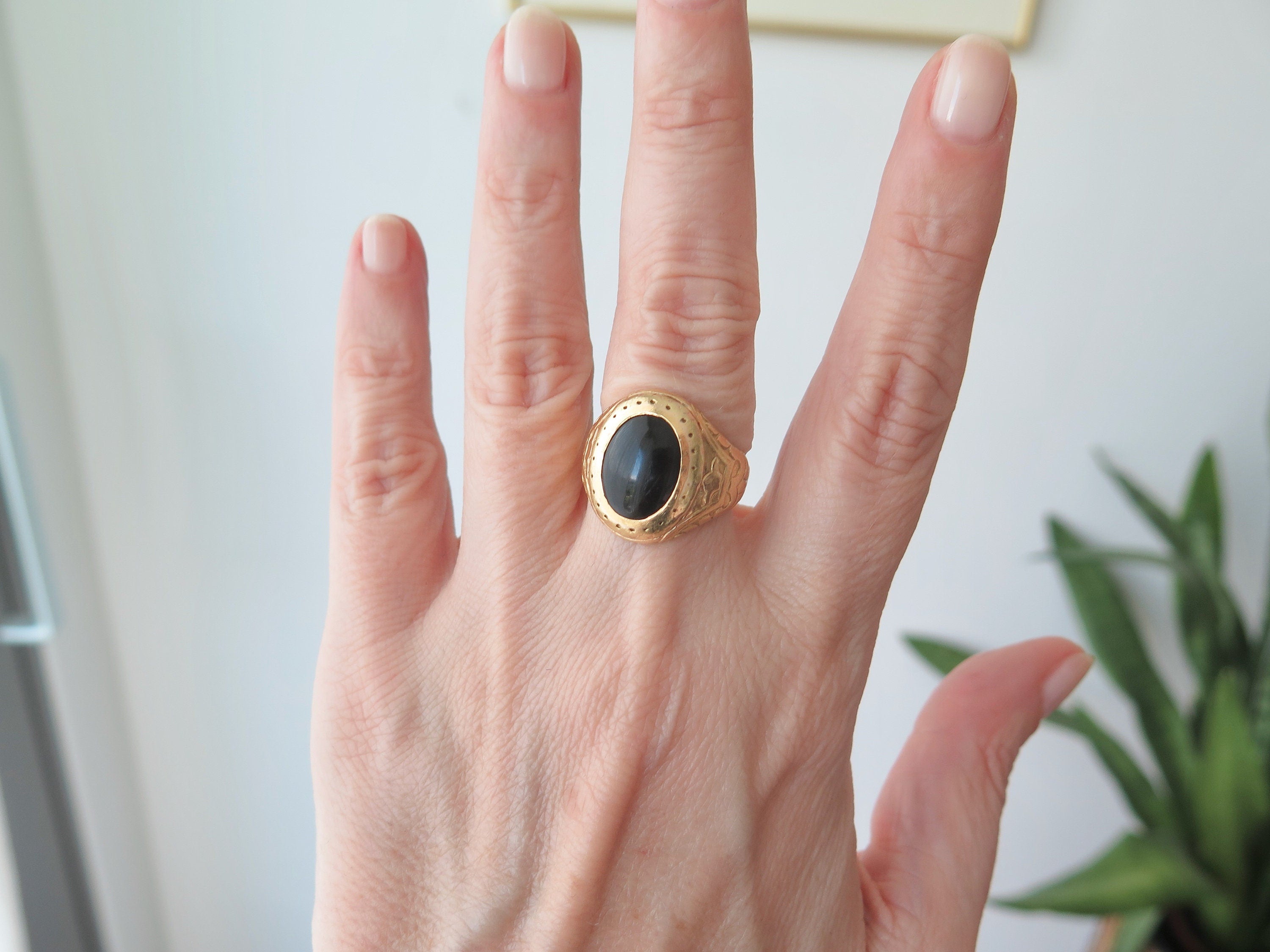 Antique 18k Gold Onyx Ring: Engraved Statement Ring, Size 7