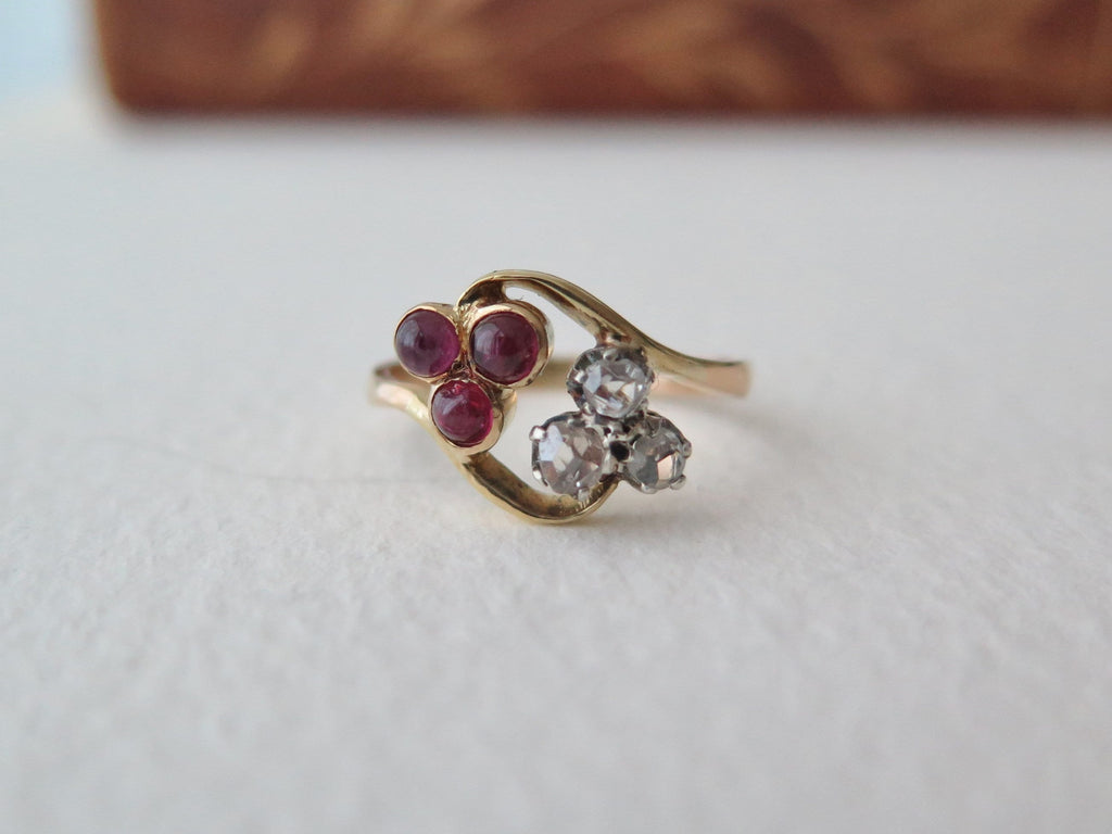 Vintage 18k Gold Ring with Rubies and Diamonds, ca. 1940s