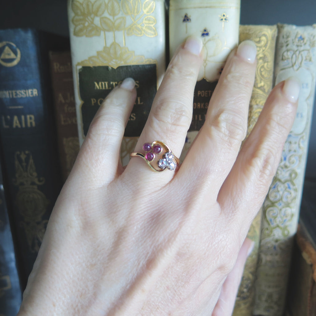 Vintage 18k Gold Ring with Rubies and Diamonds, ca. 1940s