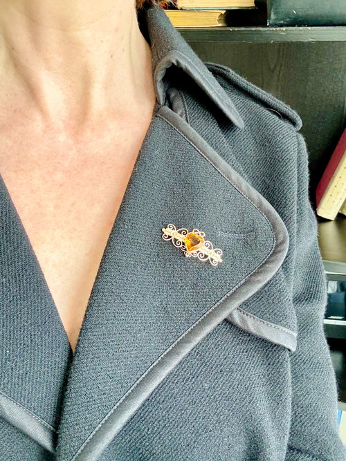 Antique 9k Gold Heart Brooch: Edwardian Yellow Paste Stone