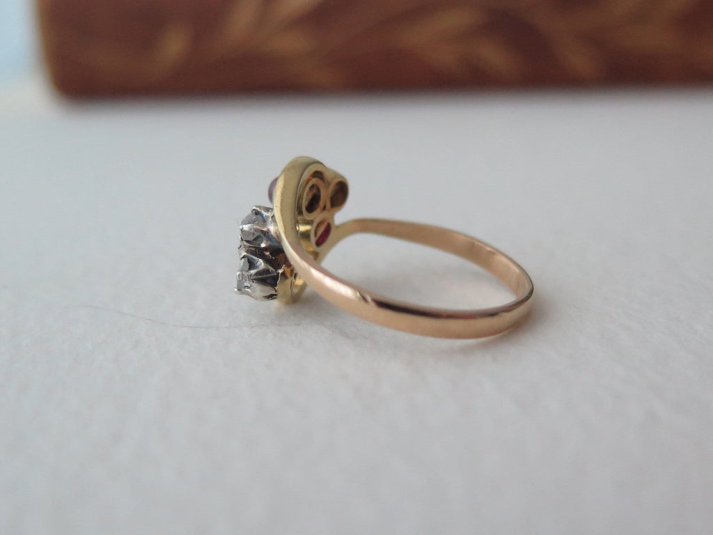 Vintage 18k Gold Ring with Rubies and Diamonds, ca. 1940s
