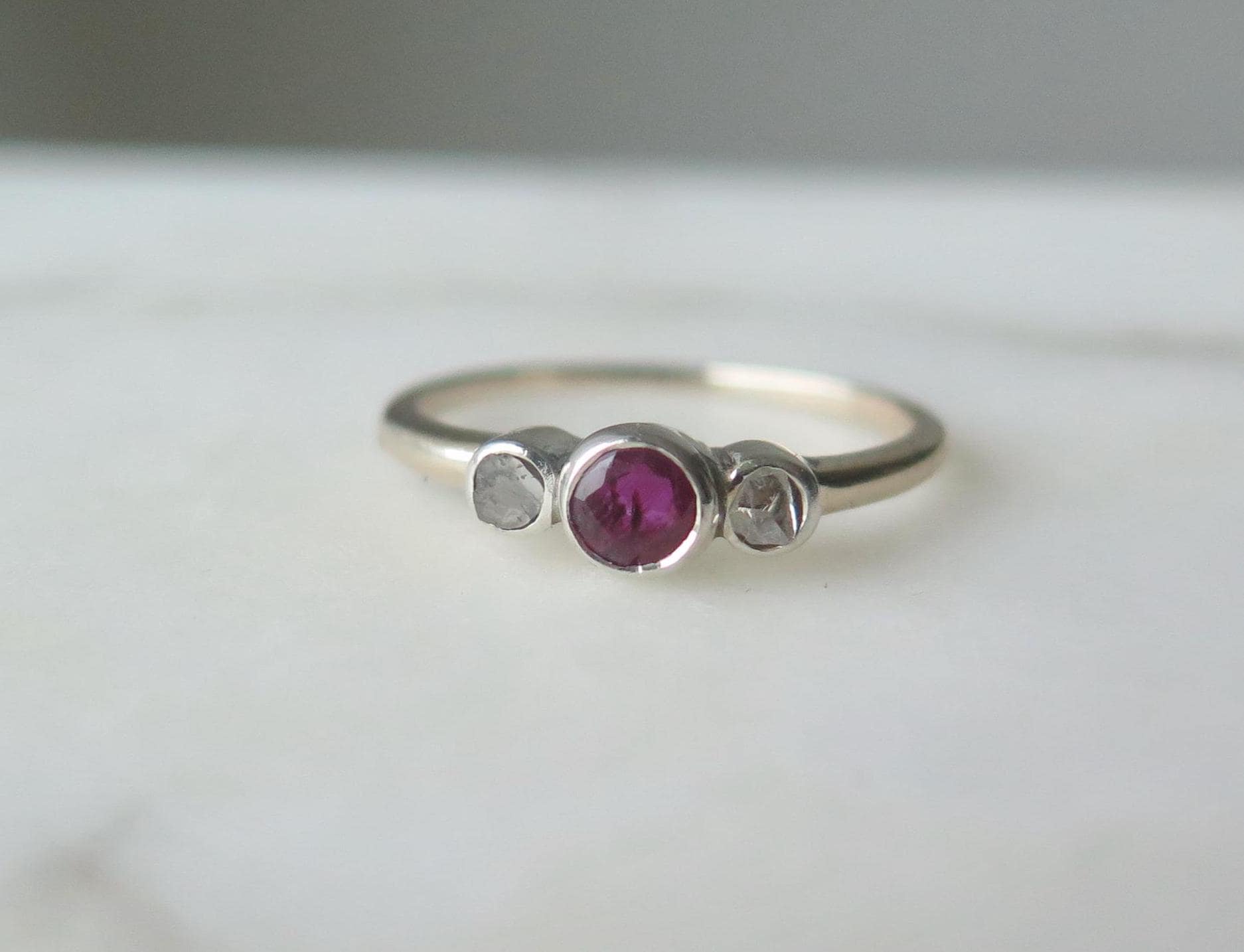 Antique 9k Gold Ruby and Rose Cut Diamond Ring - Art Deco Early 1900s