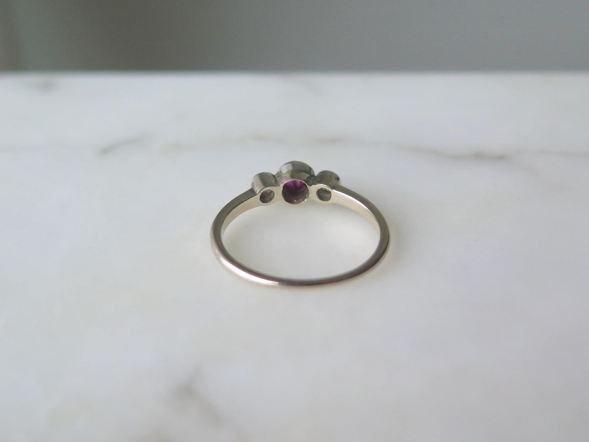 Antique 9k Gold Ruby and Rose Cut Diamond Ring - Art Deco Early 1900s