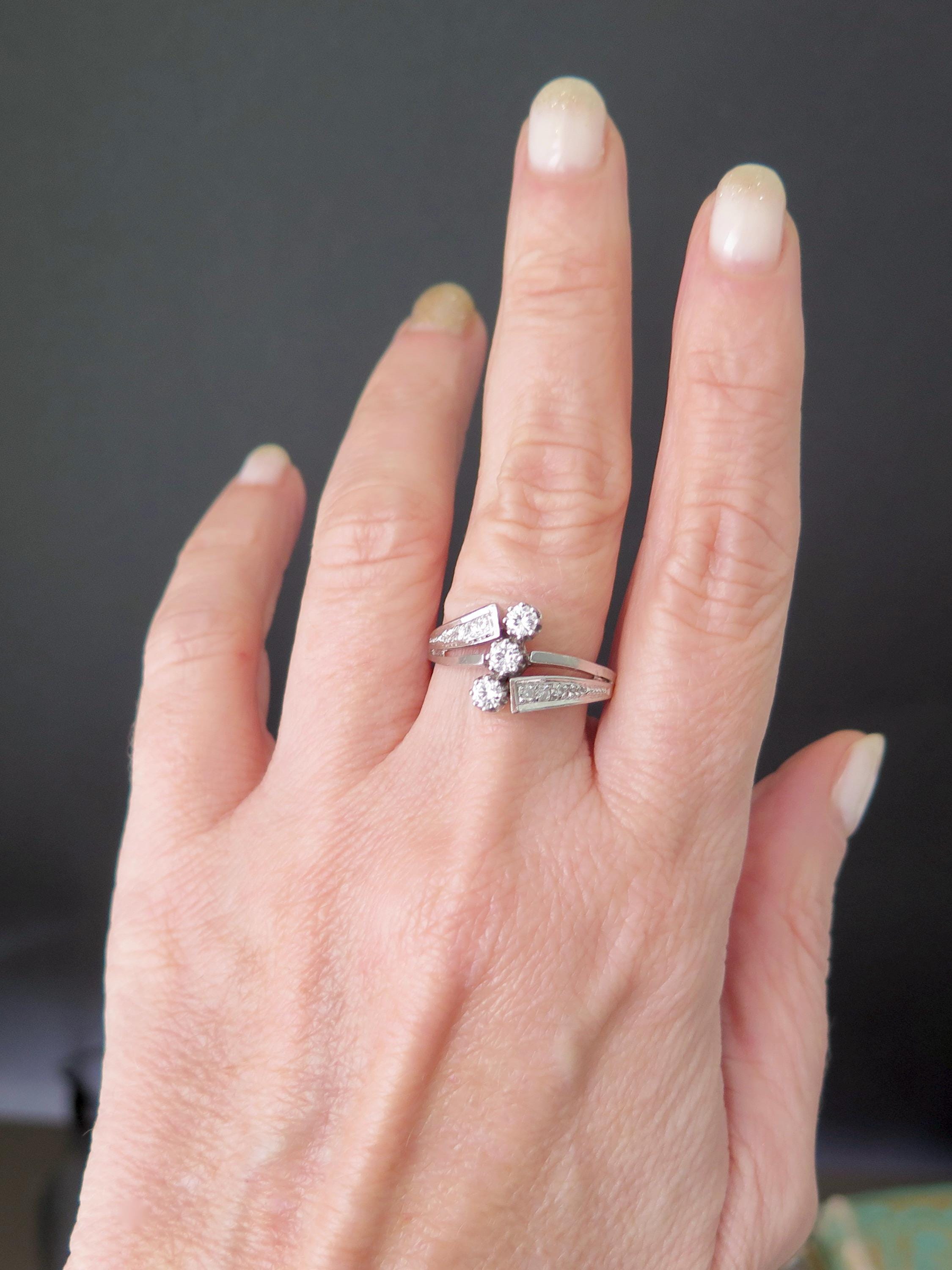 Vintage 14k White Gold Diamond Trilogy Ring