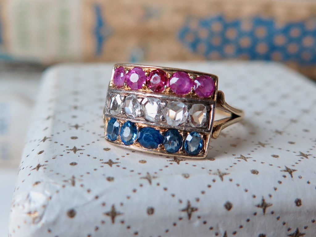 Vintage 1940s Ring with Diamonds, Rubies and Sapphires, 18k Gold