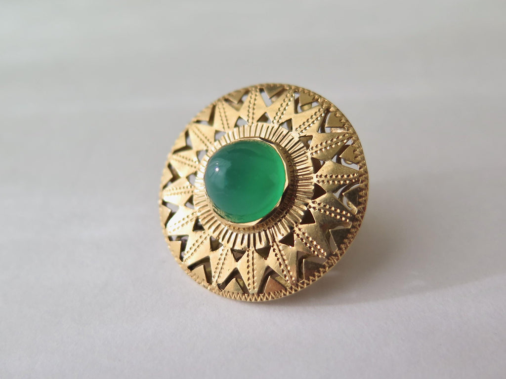 Vintage 18k Gold Chrysoprase Pendant: Mid-Century Italian Orb