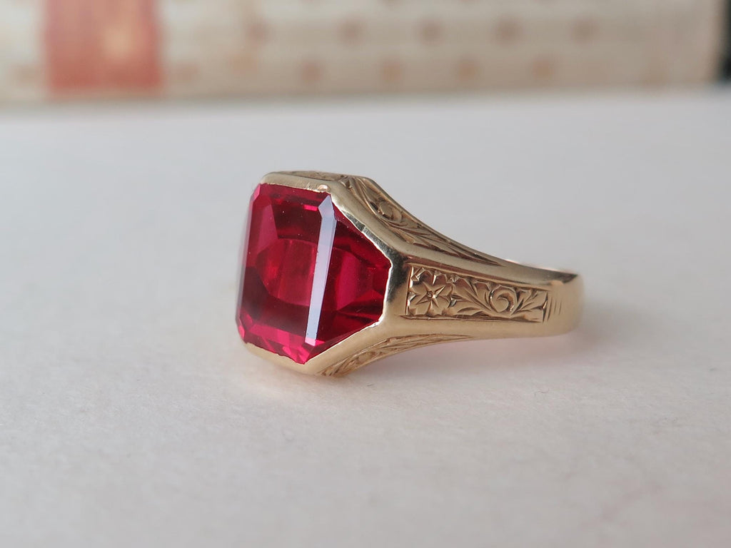 Art Deco 1930s 14k Gold Ring with Synthetic Ruby – Large Size Signet Ring