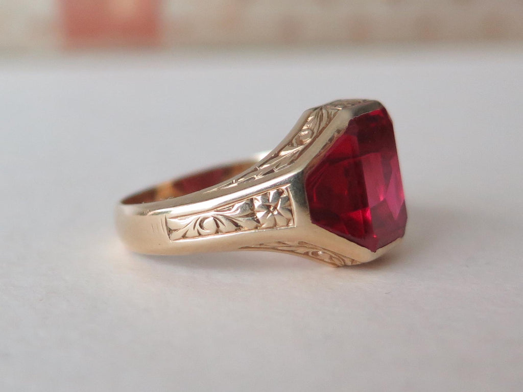 Art Deco 1930s 14k Gold Ring with Synthetic Ruby – Large Size Signet Ring