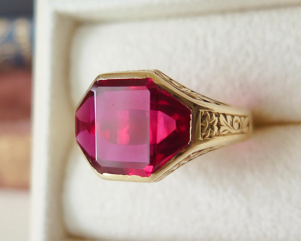 Art Deco 1930s 14k Gold Ring with Synthetic Ruby – Large Size Signet Ring