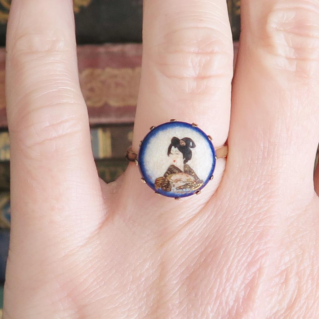 Antique Satsuma Porcelain Ring, 9k Rose Gold Japanese Geisha Miniature, Victorian Meiji Era Ceramic