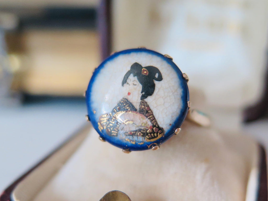 Antique Satsuma Porcelain Ring, 9k Rose Gold Japanese Geisha Miniature, Victorian Meiji Era Ceramic