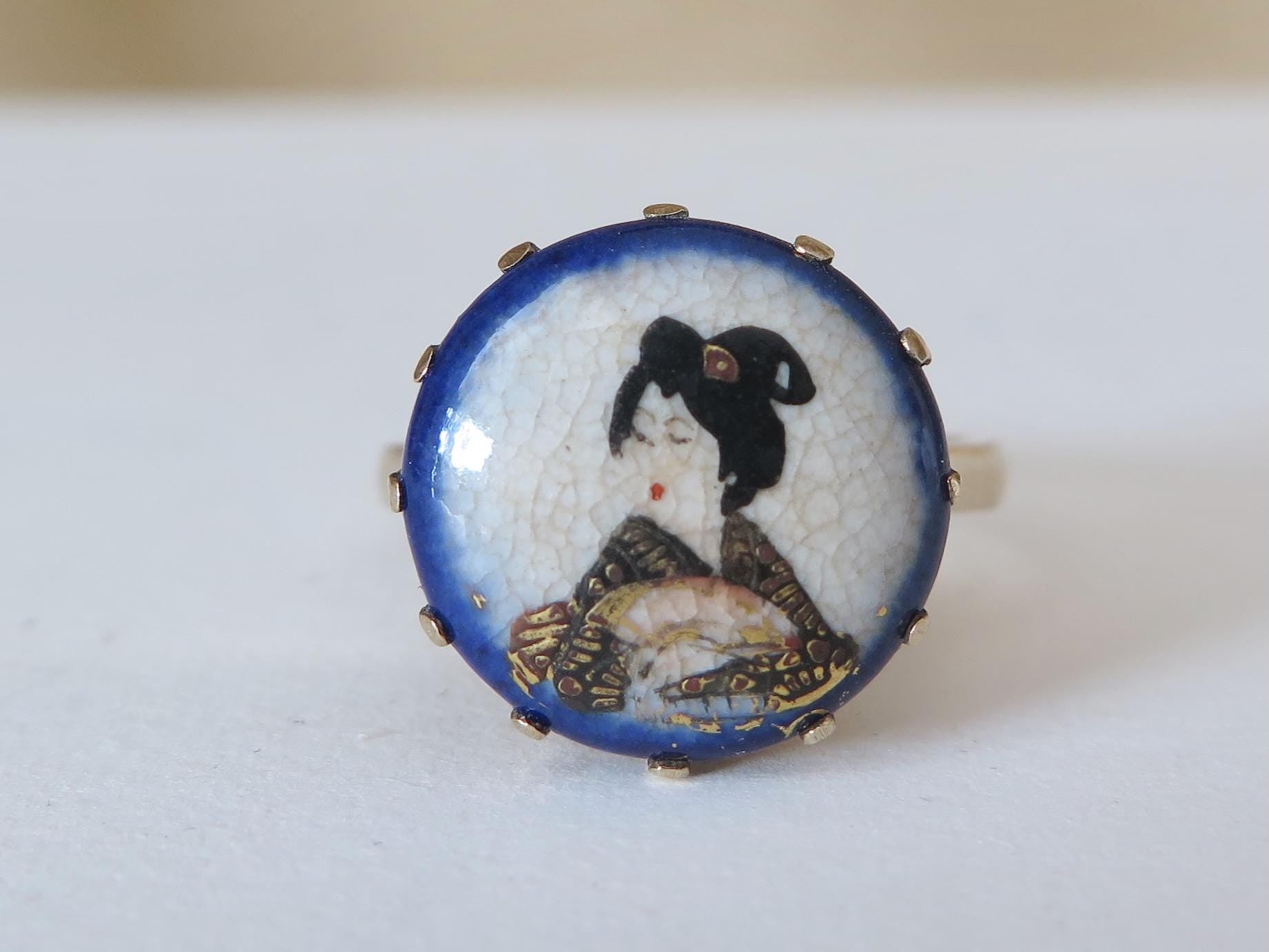 Antique Satsuma Porcelain Ring, 9k Rose Gold Japanese Geisha Miniature, Victorian Meiji Era Ceramic