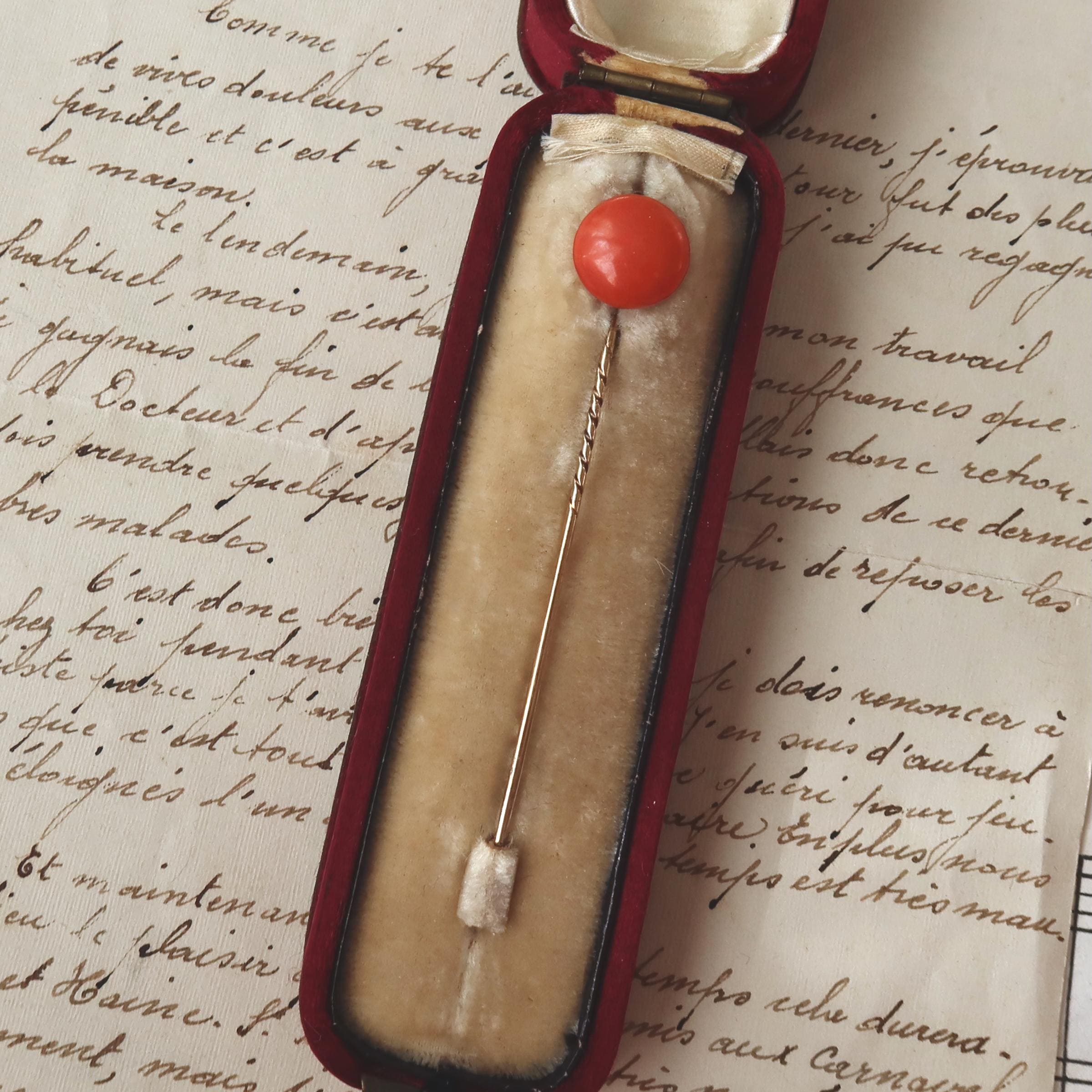 Antique 14K Gold Tie Pin with Natural Coral Cabochon