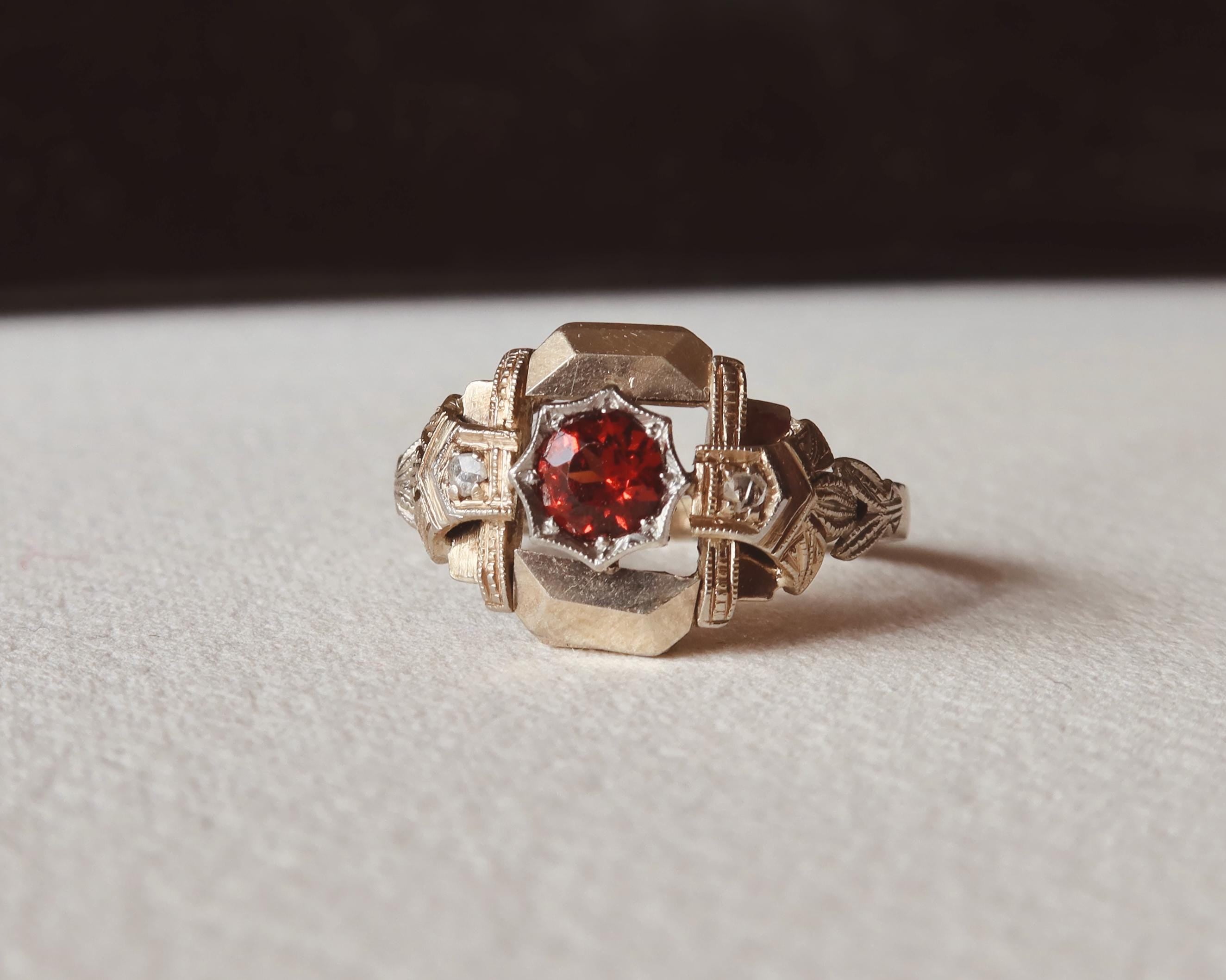 Antique Art Deco 18k Almandine Garnet Diamond Ring 1930s