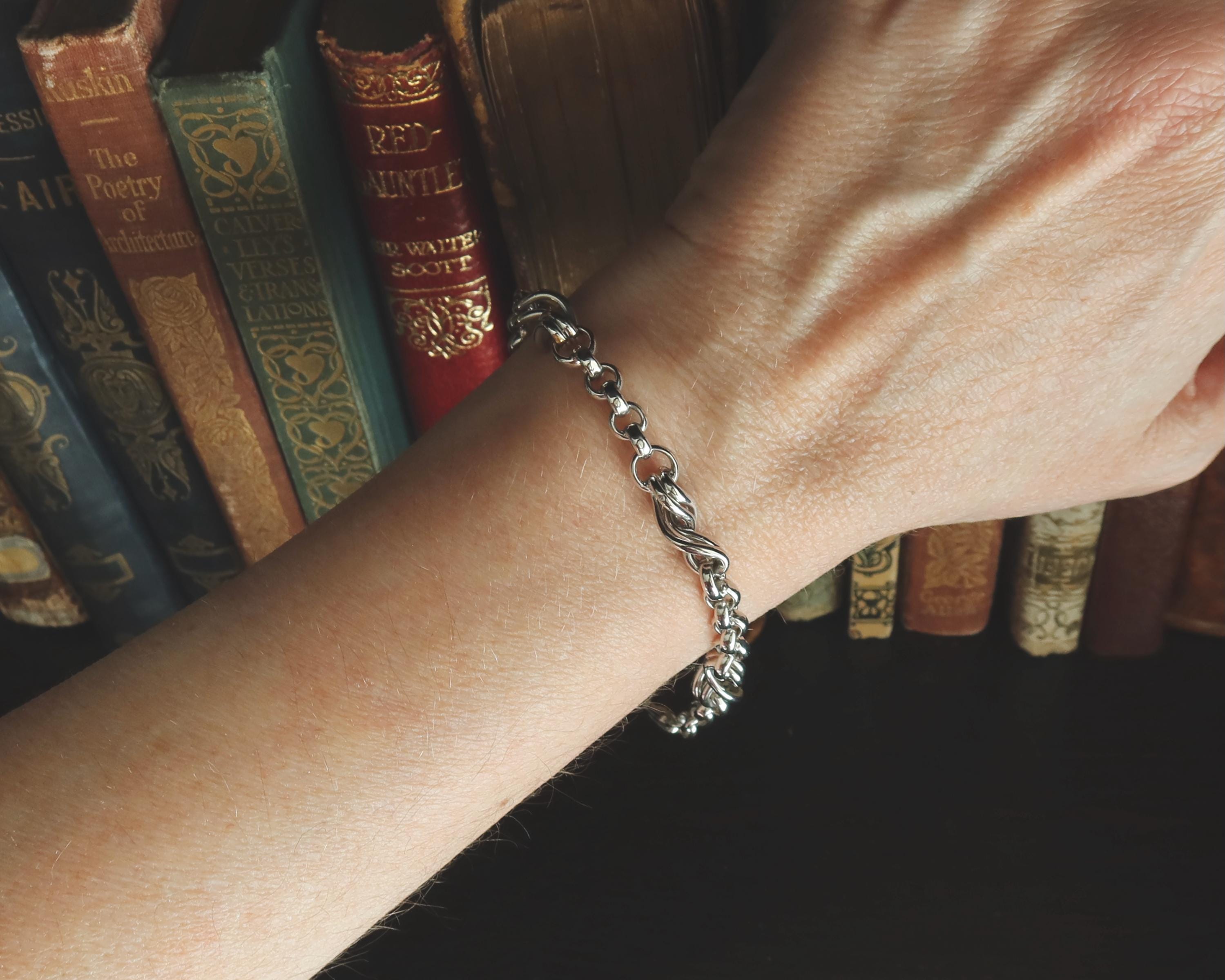 Vintage 18k White Gold Bracelet with Sculptural Interlocking Links
