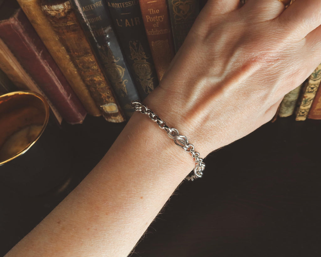 Vintage 18k White Gold Bracelet with Sculptural Interlocking Links